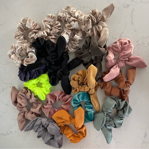 Scrunchies Assorted Styles and Colors Qty. 20 NWOT - Picture 1 of 5